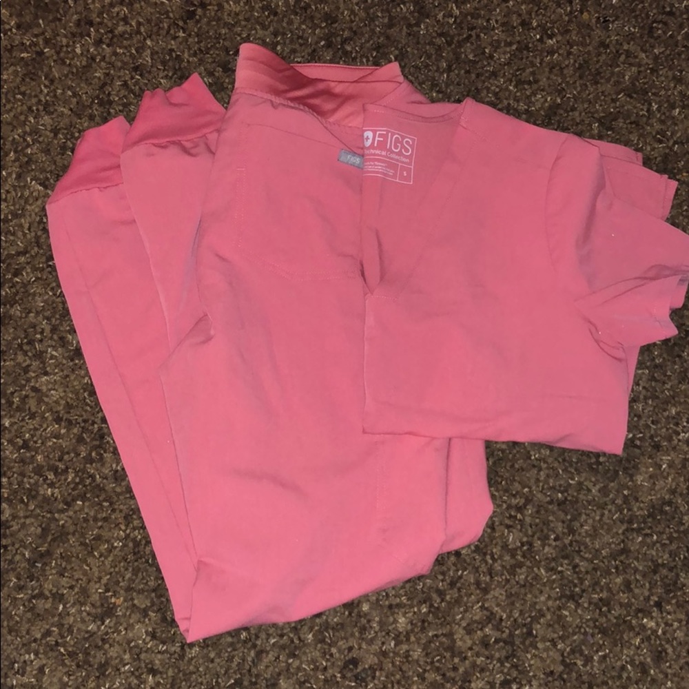 Rare pink scrub set